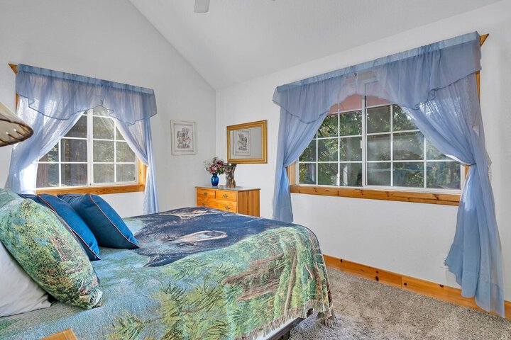 Room 13 of 24