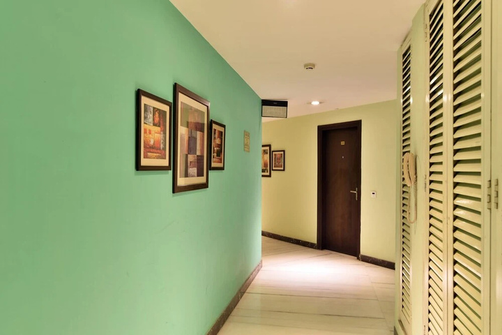 Room 15 of 18