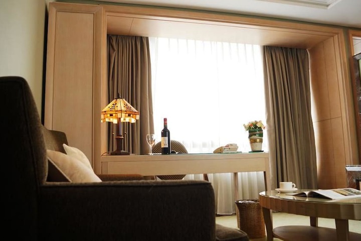 Room 13 of 101