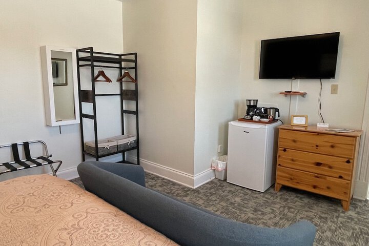Room 46 of 99