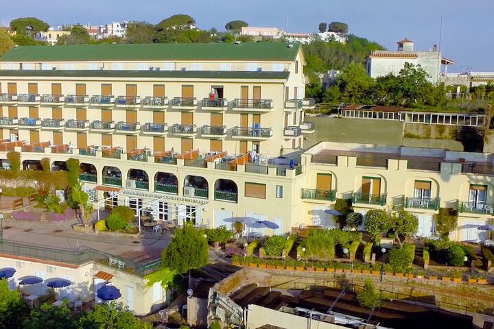 Hotel 2 of 30