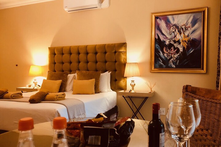 Room 9 of 86