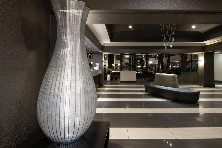 Hotel Interior 6 of 65