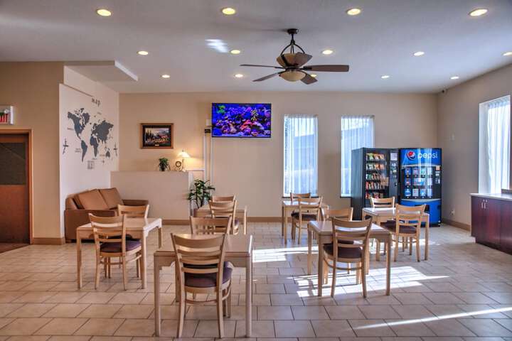 Breakfast area
