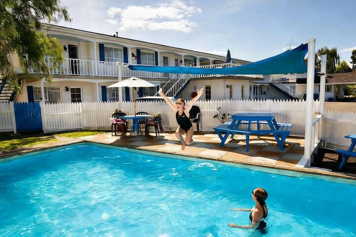 Pool 56 of 65