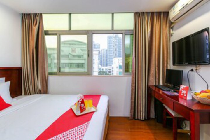 Room 21 of 24