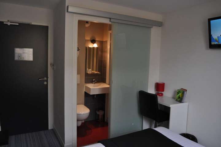 Room 19 of 63