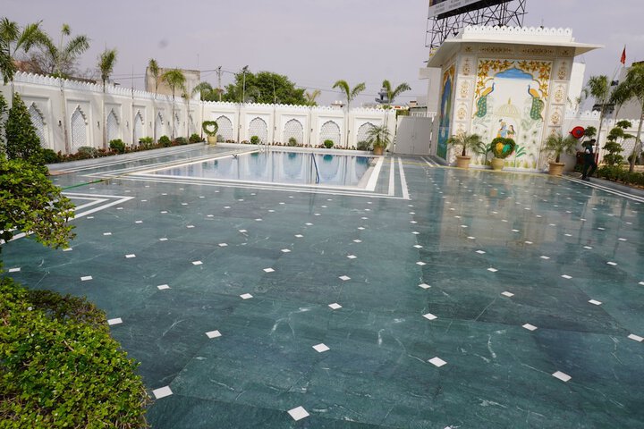 Pool 14 of 48