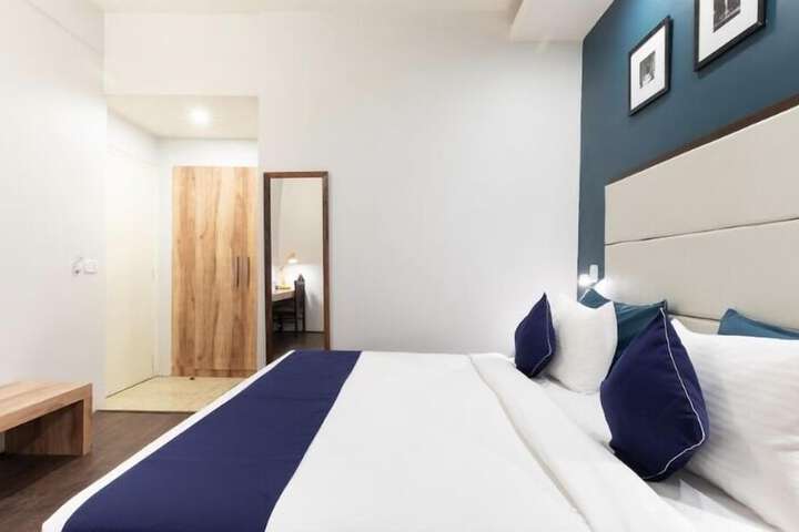 Room 5 of 19
