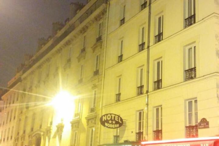 Hotel 82 of 84