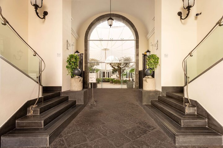Lobby Photos