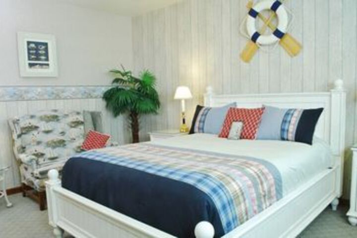 Room 52 of 200