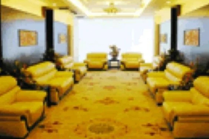 Room 4 of 7