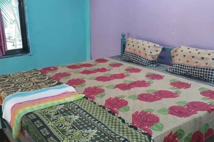 Room 7 of 11