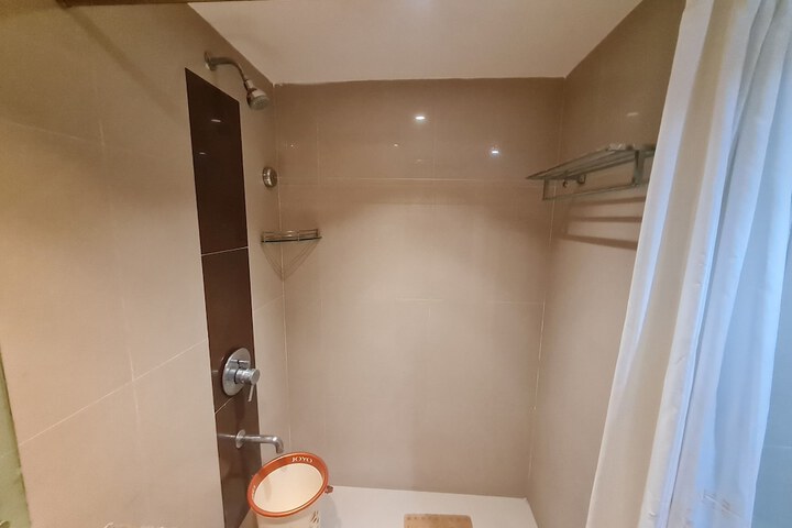 Room 44 of 54