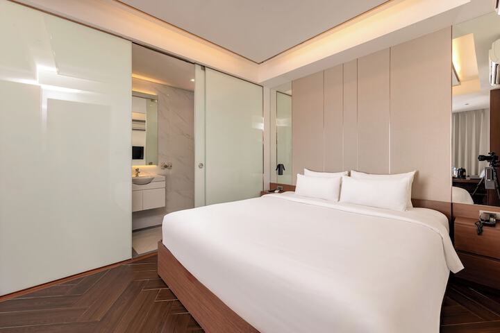 Room 59 of 91