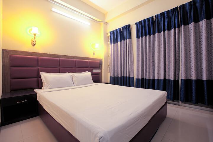 Room 11 of 23