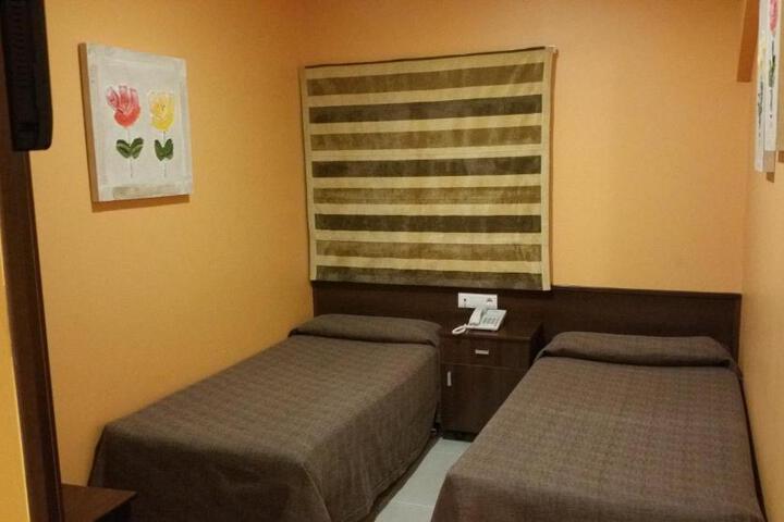 Hotel León