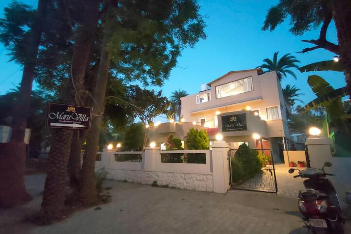 Maru Villa