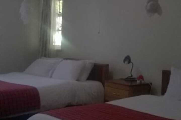 Room 7 of 27