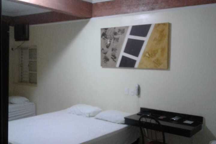 Room 5 of 27