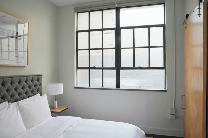 Room 4 of 58