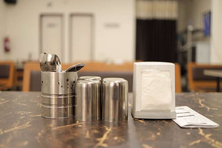 Dining 10 of 14