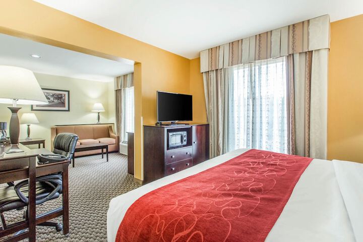 Room 6 of 36