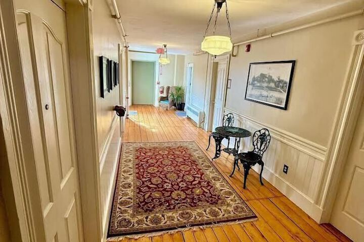 Ballroom/Hall 42 of 69