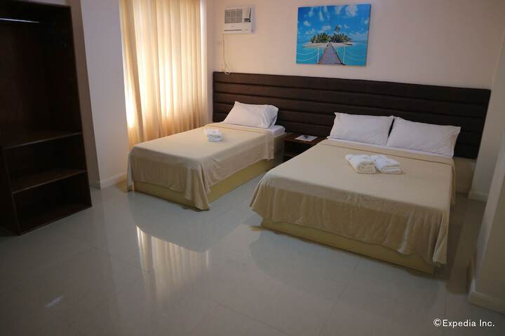 Room 8 of 43