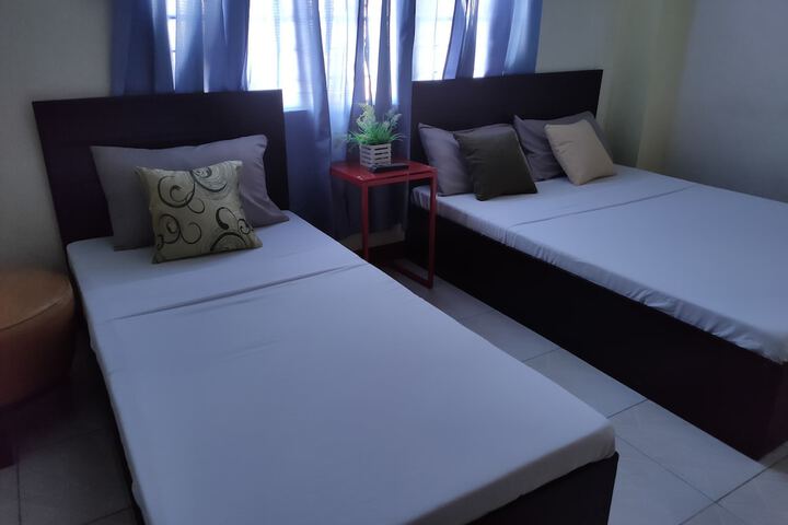 Room 14 of 22