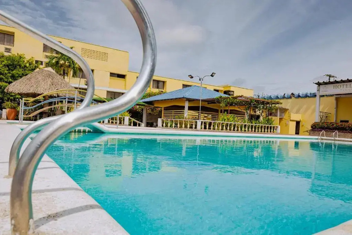Pool 8 of 11