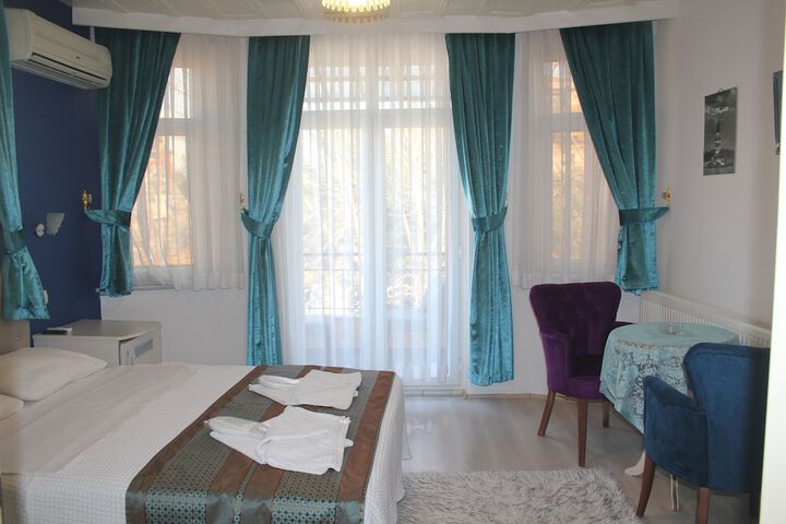 Room 22 of 61