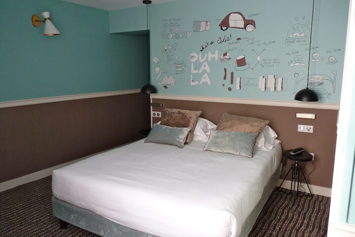Room 8 of 40