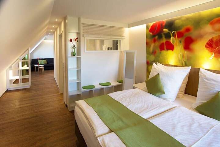 Room 5 of 29