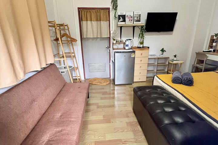 Room 14 of 100