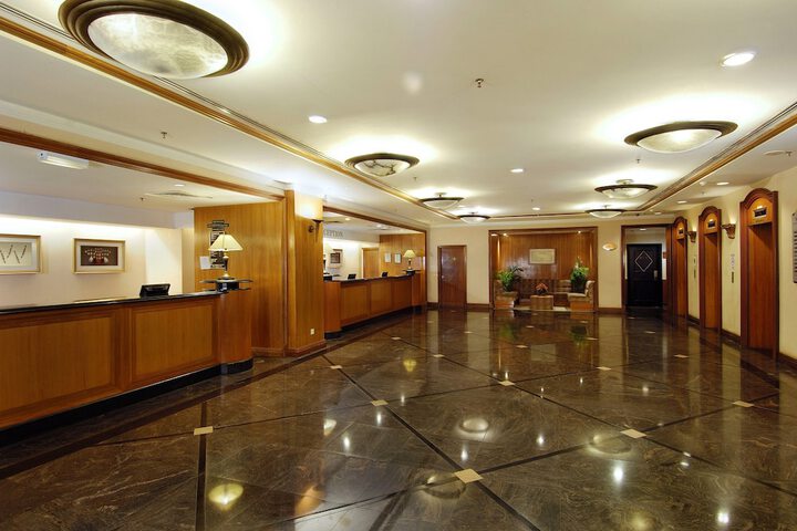 Entrance & Lobby