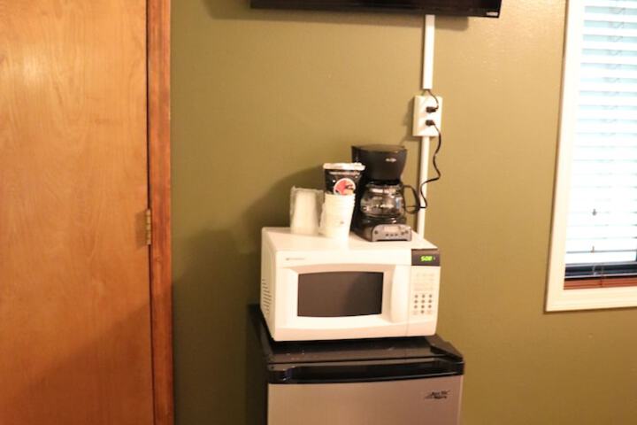 Room 285 of 504
