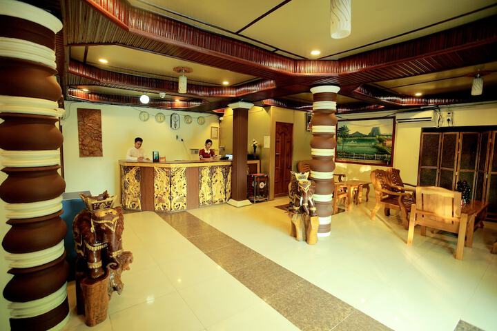 Hotel Interior 2 of 33