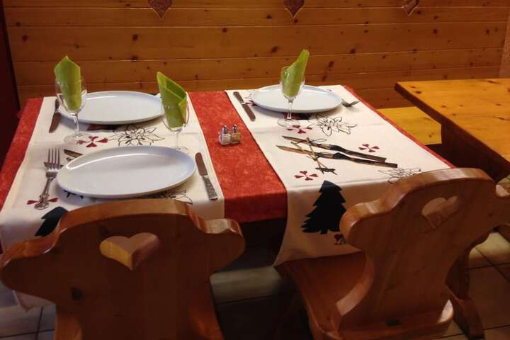 Dining 57 of 81