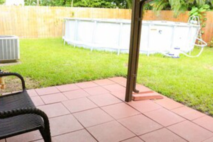 Pool 12 of 25