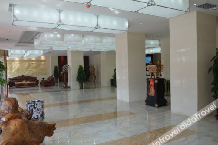 Hotel Interior 11 of 14