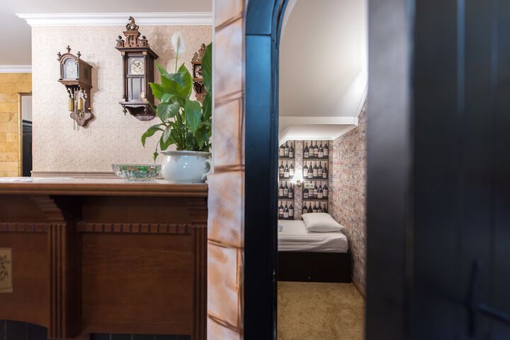 Room 25 of 68