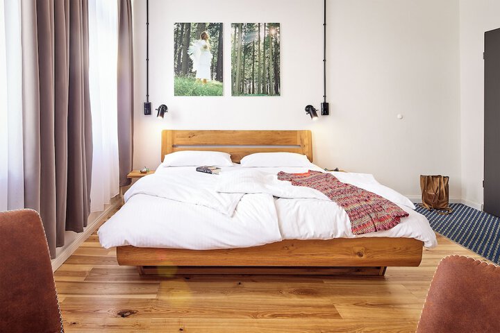 Room 7 of 22