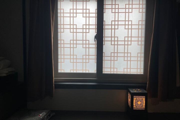 Room 23 of 85
