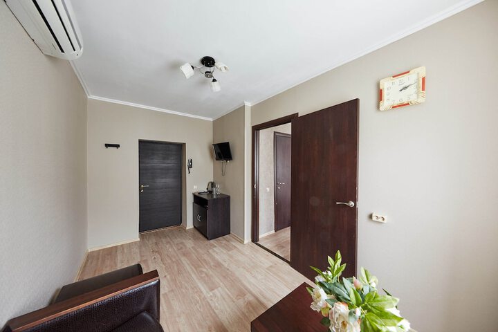 Room 21 of 25