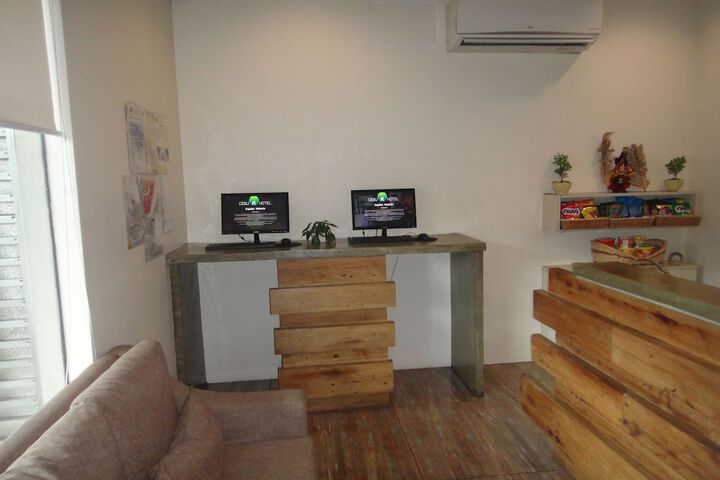 Business Center 42 of 54
