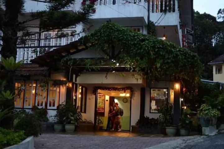 Hotel 23 of 25