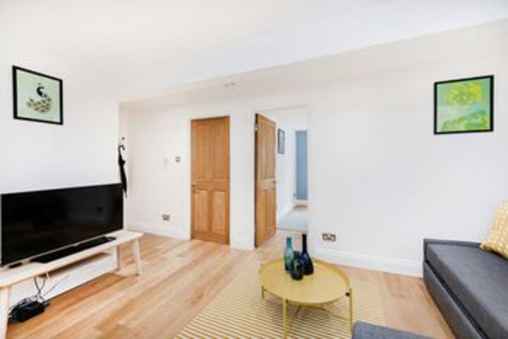 Room 15 of 19