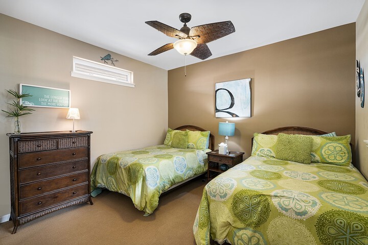Room 4 of 44